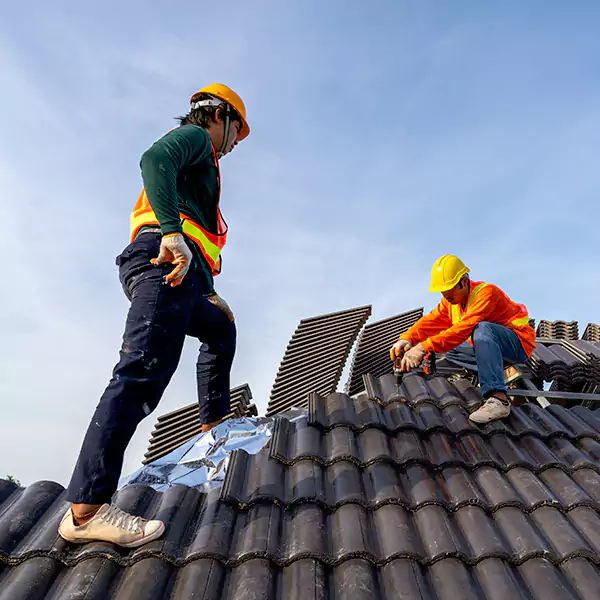 Why Wheaton, IL Property Owners Trust Wheaton Roofing Experts for Emergency Roof Repair?