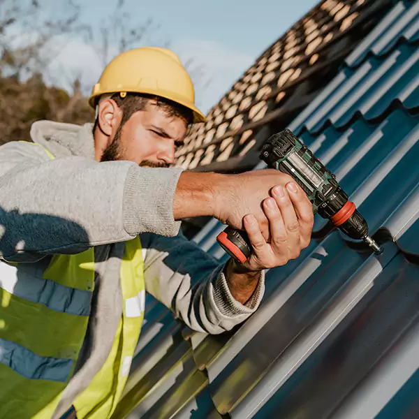 Why Wheaton Property Owners Choose Wheaton Roofing Experts for Metal Roof Replacement?